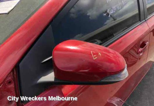TOYOTA COROLLA RIGHT TAILLIGHT, ZRE182R/ZWE186R, HATCH, 10/2012 - 03/2015