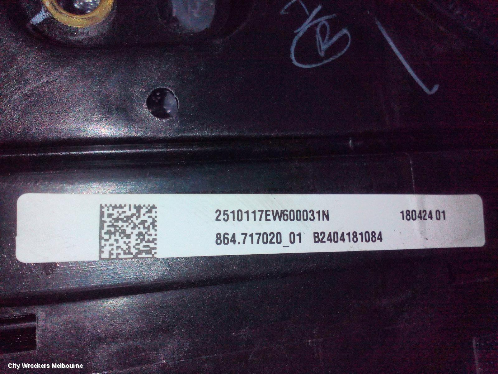 MAHINDRA XUV700 ROOF GLASS/SUNROOF/T, W601, 01/2023 ONWARDS