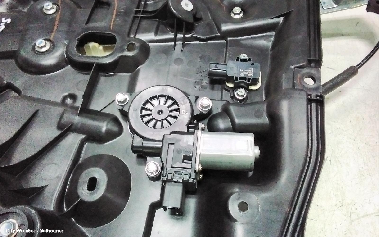 MAZDA 2 LEFT FRONT WINDOW REG/MOTOR, DJ/DL, 09/2014 ONWARDS