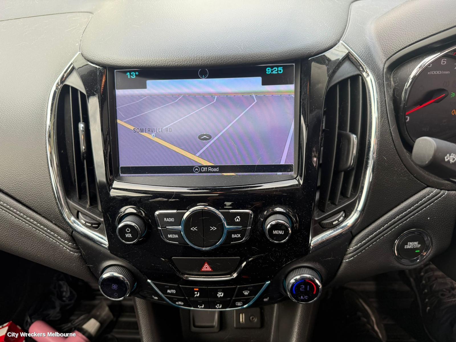 HOLDEN ASTRA RADIO/CD/DVD/SAT/TV, HEAD UNIT, W/ DISPLAY UNIT, 8IN TOUCHSCREEN, SAT NAV TYPE, BK-BL, 09/2016 - 12/2020