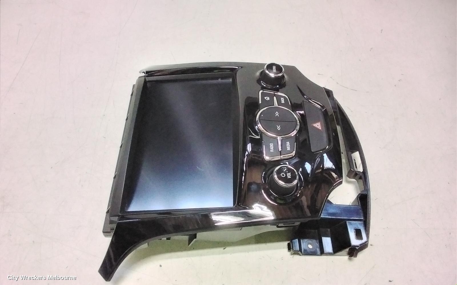 HOLDEN ASTRA RADIO/CD/DVD/SAT/TV, HEAD UNIT, W/ DISPLAY UNIT, 8IN TOUCHSCREEN, SAT NAV TYPE, BK-BL, 09/2016 - 12/2020
