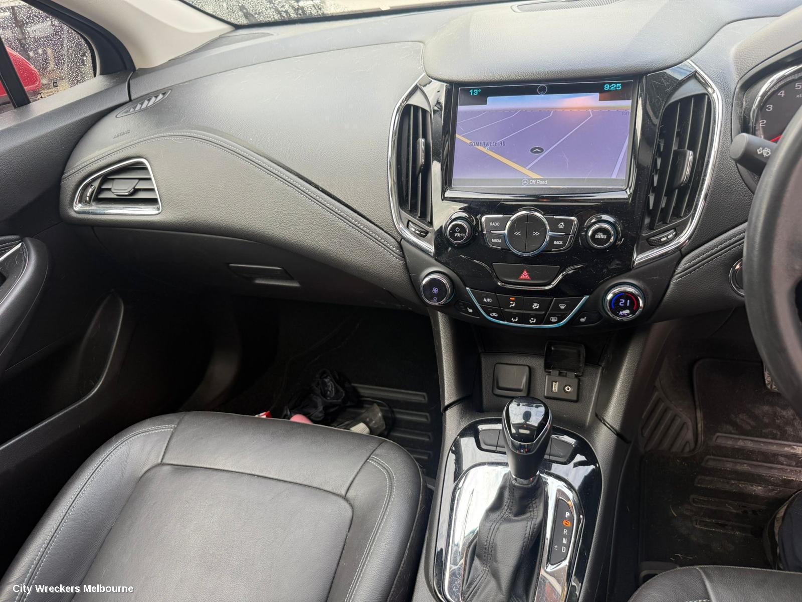 HOLDEN ASTRA RADIO/CD/DVD/SAT/TV, HEAD UNIT, W/ DISPLAY UNIT, 8IN TOUCHSCREEN, SAT NAV TYPE, BK-BL, 09/2016 - 12/2020