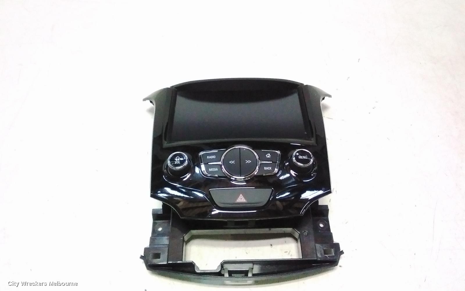 HOLDEN ASTRA RADIO/CD/DVD/SAT/TV, HEAD UNIT, W/ DISPLAY UNIT, 8IN TOUCHSCREEN, SAT NAV TYPE, BK-BL, 09/2016 - 12/2020
