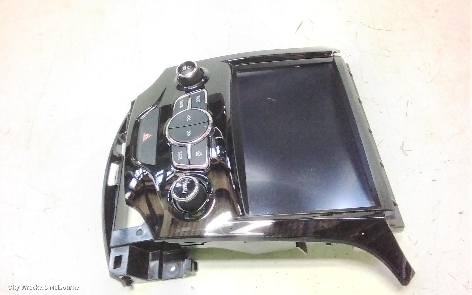 HOLDEN ASTRA RADIO/CD/DVD/SAT/TV, HEAD UNIT, W/ DISPLAY UNIT, 8IN TOUCHSCREEN, SAT NAV TYPE, BK-BL, 09/2016 - 12/2020