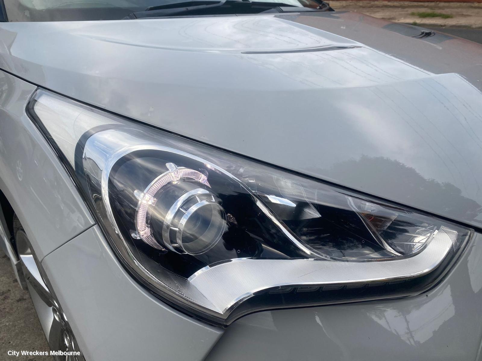 HYUNDAI VELOSTER CONSOLE, FS, 02/2012 - 02/2018