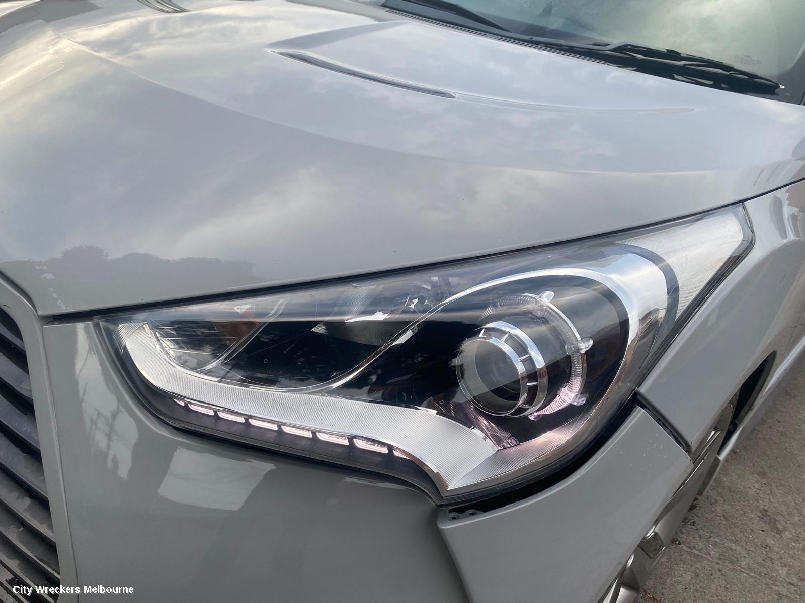 HYUNDAI VELOSTER CONSOLE, FS, 02/2012 - 02/2018