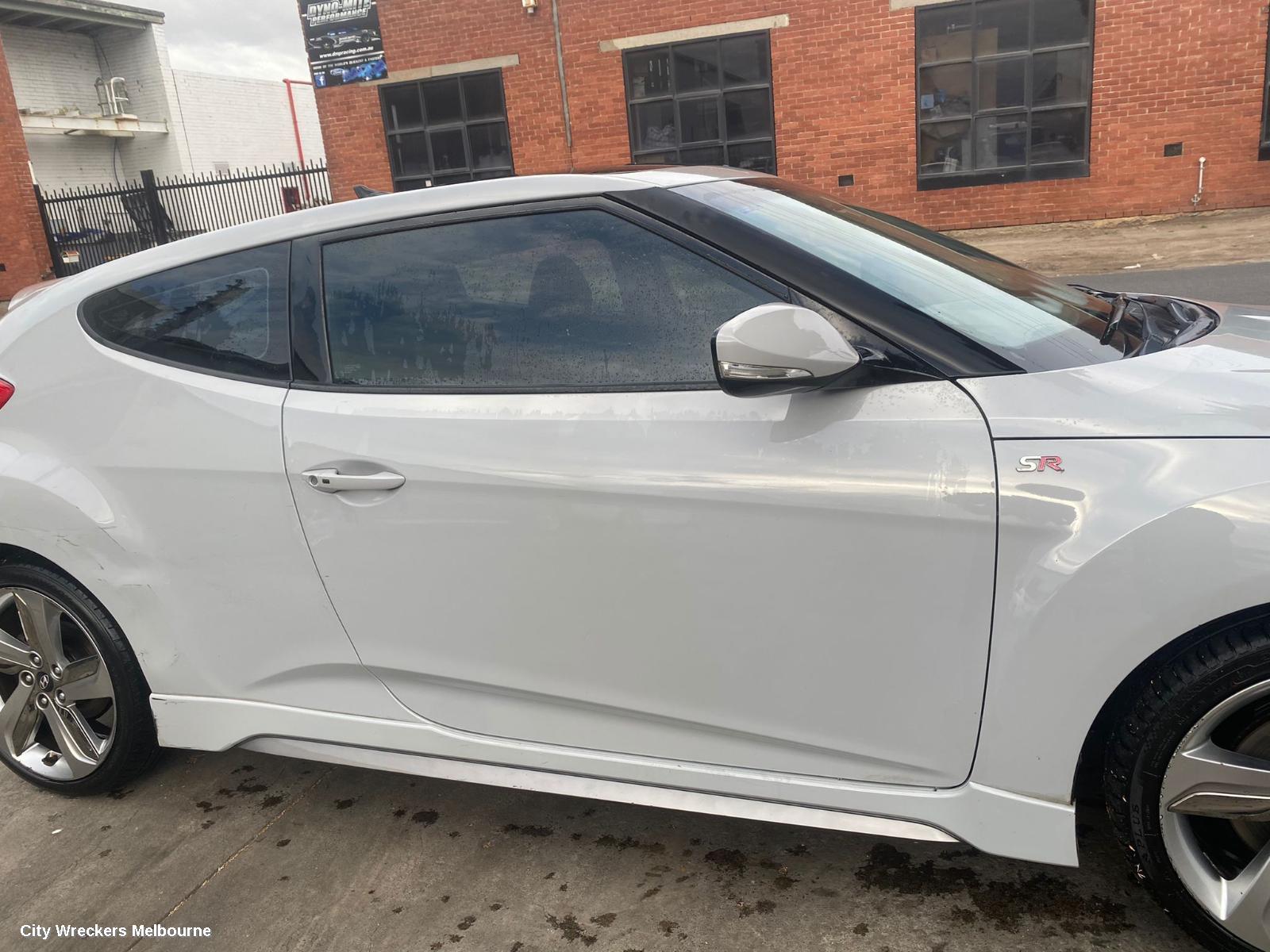 HYUNDAI VELOSTER LEFT REAR DOOR/SLIDING, FS, 02/2011 - 02/2018