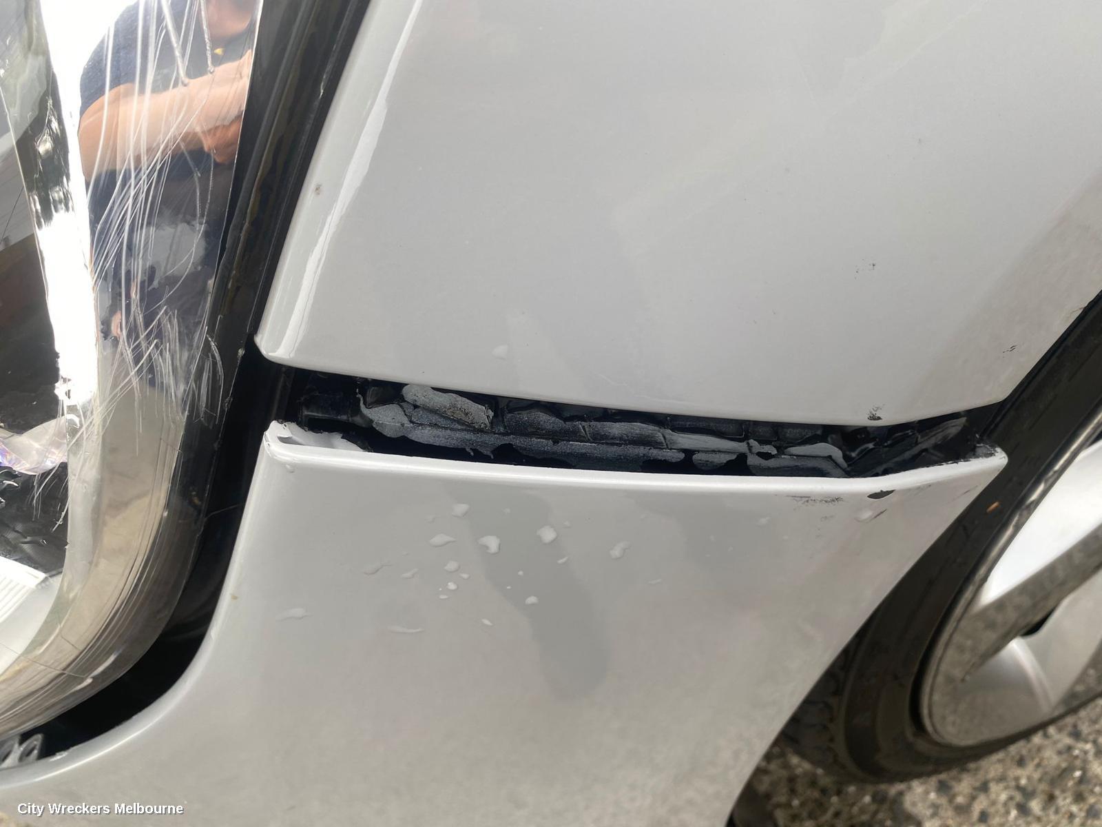HYUNDAI VELOSTER, FS, 10/2011 - 08/2019, RHF DOOR SEAL ON BODY: 86490