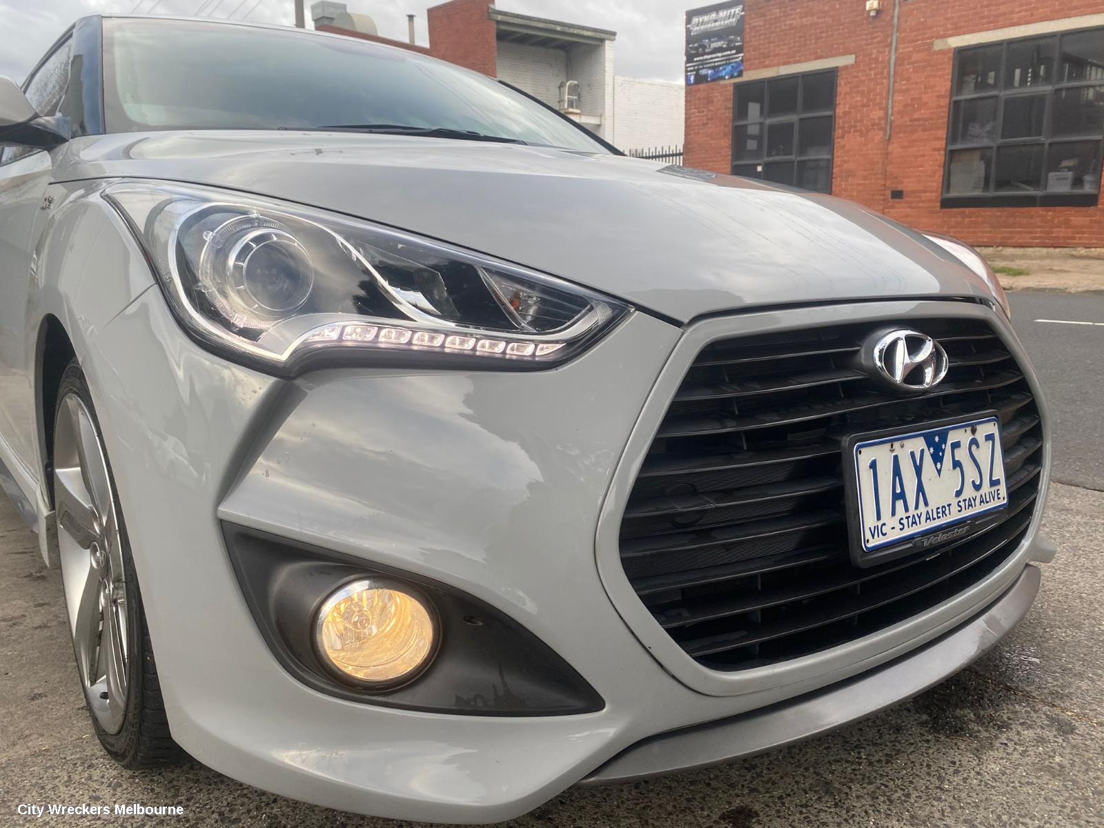HYUNDAI VELOSTER CONSOLE, FS, 02/2012 - 02/2018