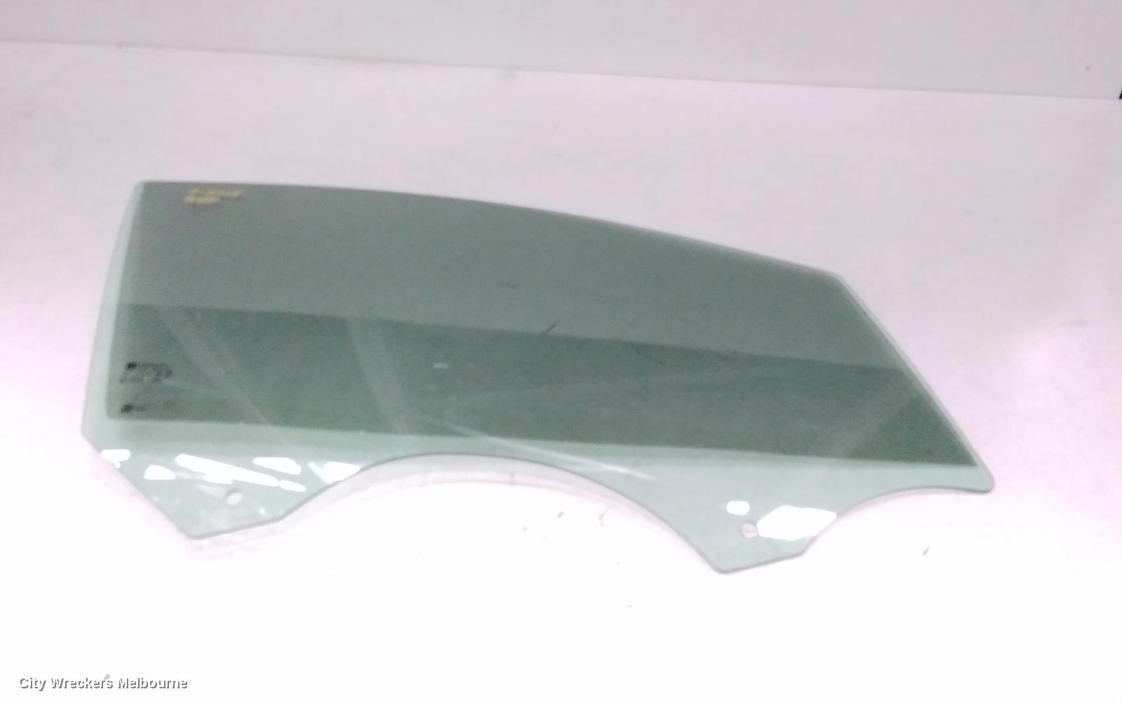 HOLDEN ASTRA RIGHT FRONT DOOR WINDOW, BK-BL, 09/2016 - 12/2020