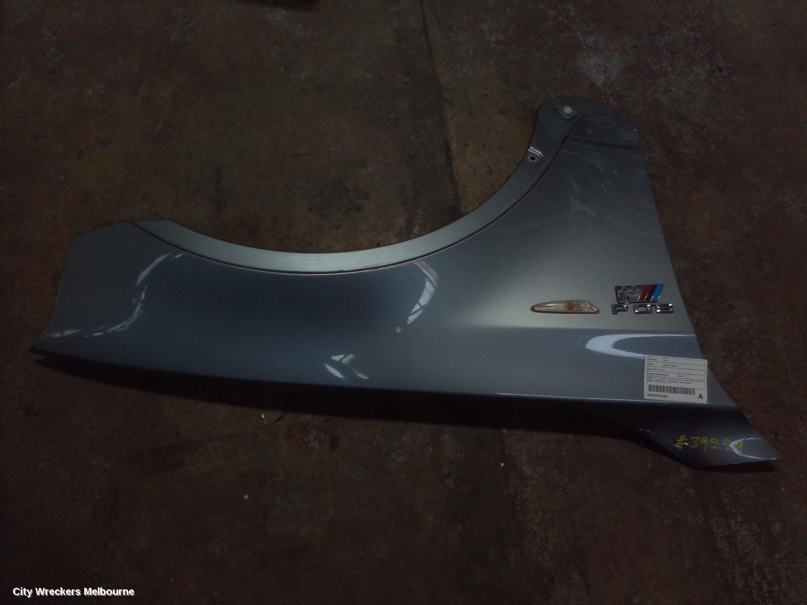 BMW X3 RIGHT GUARD, E83, 11/2006 - 11/2010