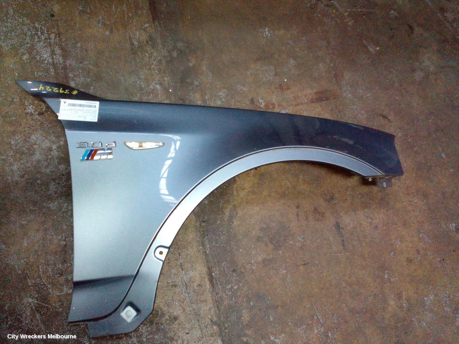 BMW X3 RIGHT GUARD, E83, 11/2006 - 11/2010