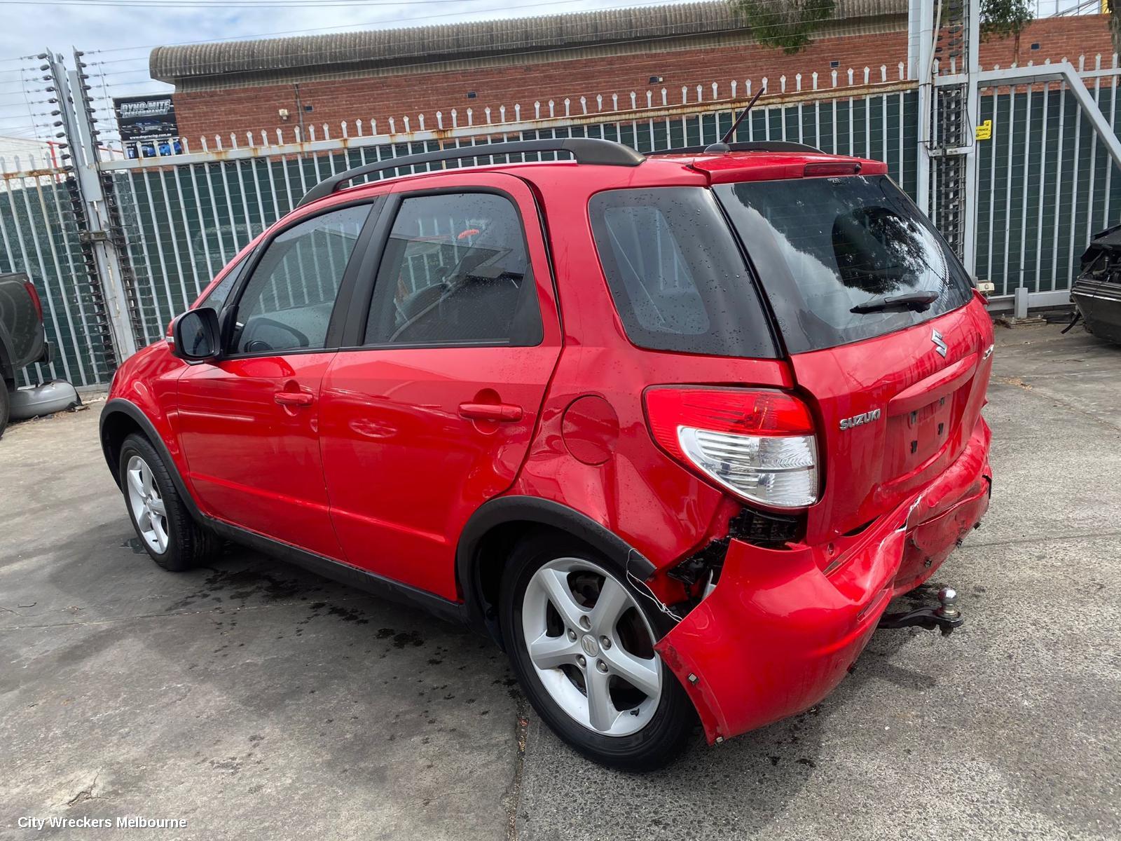 SUZUKI SX4 LEFT FRONT DOOR WINDOW, 01/2007 - 01/2014
