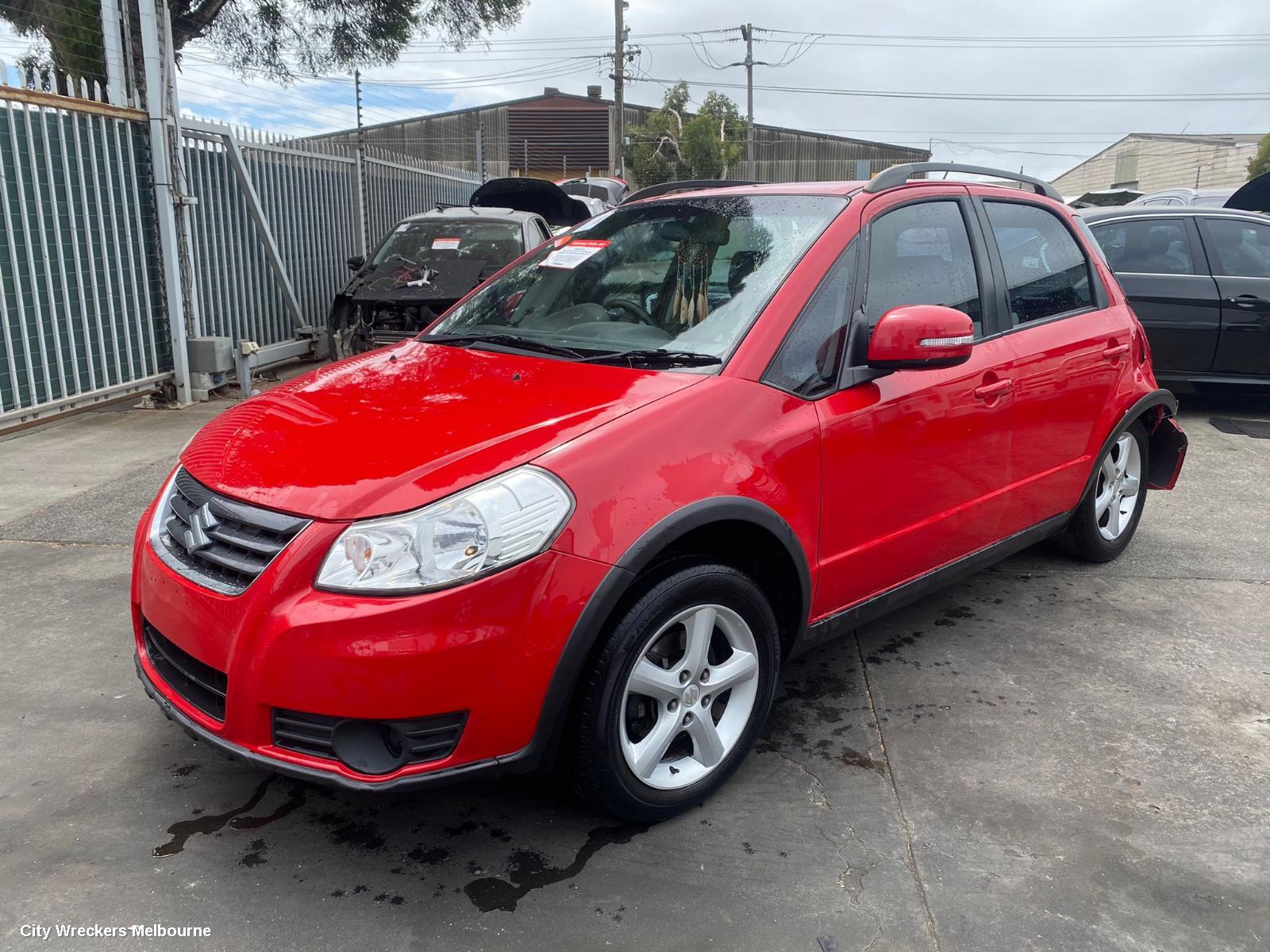 SUZUKI SX4 LEFT FRONT DOOR WINDOW, 01/2007 - 01/2014