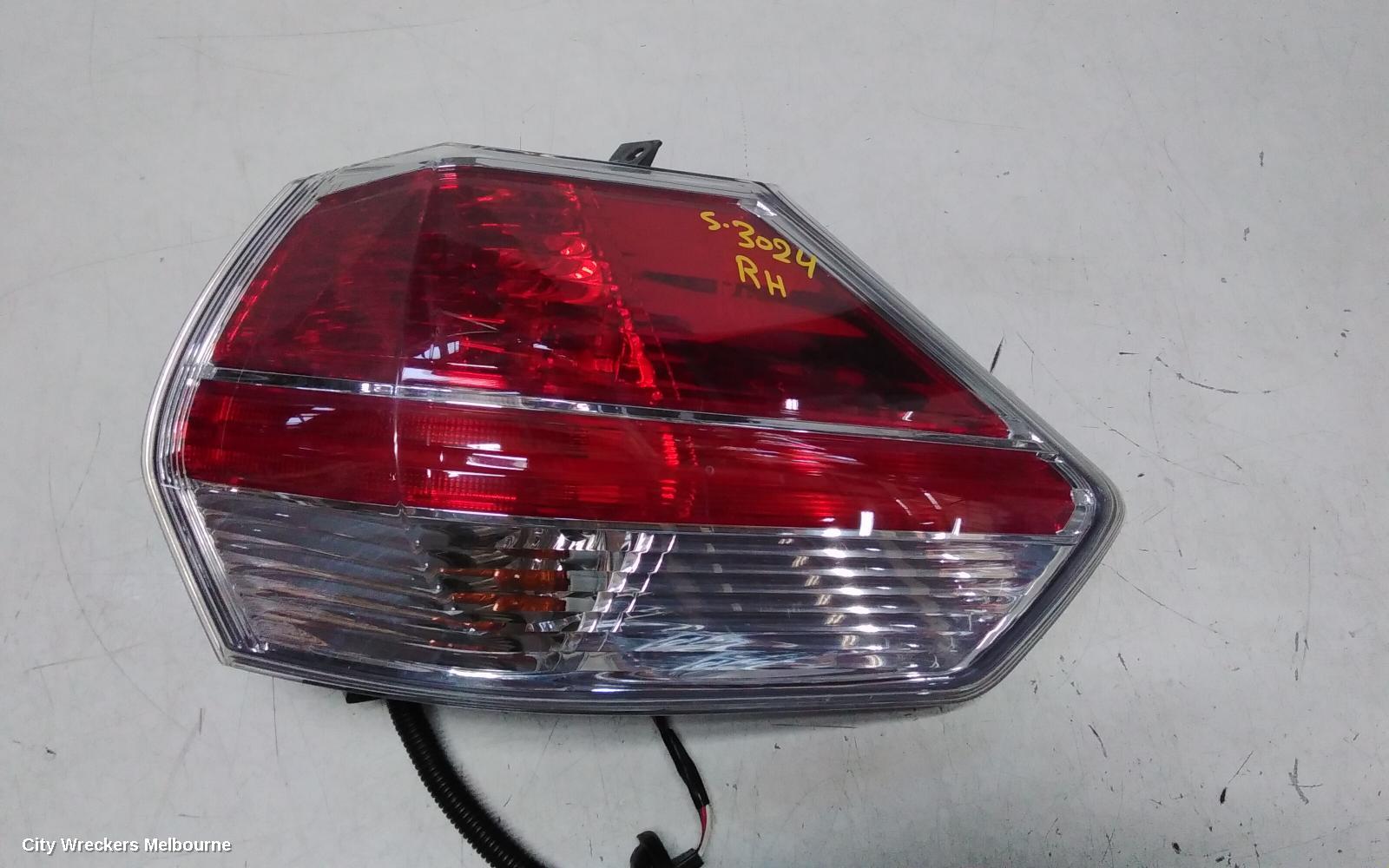 NISSAN XTRAIL RIGHT TAILLIGHT, T32, 02/2014 - 01/2017
