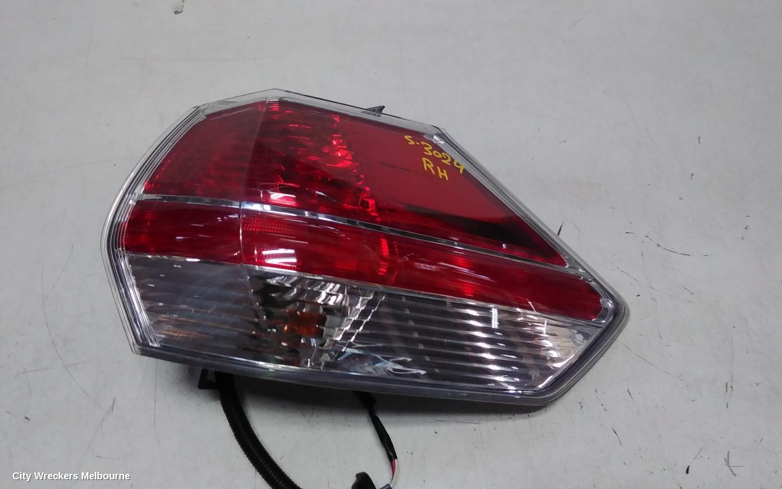NISSAN XTRAIL RIGHT TAILLIGHT, T32, 02/2014 - 01/2017