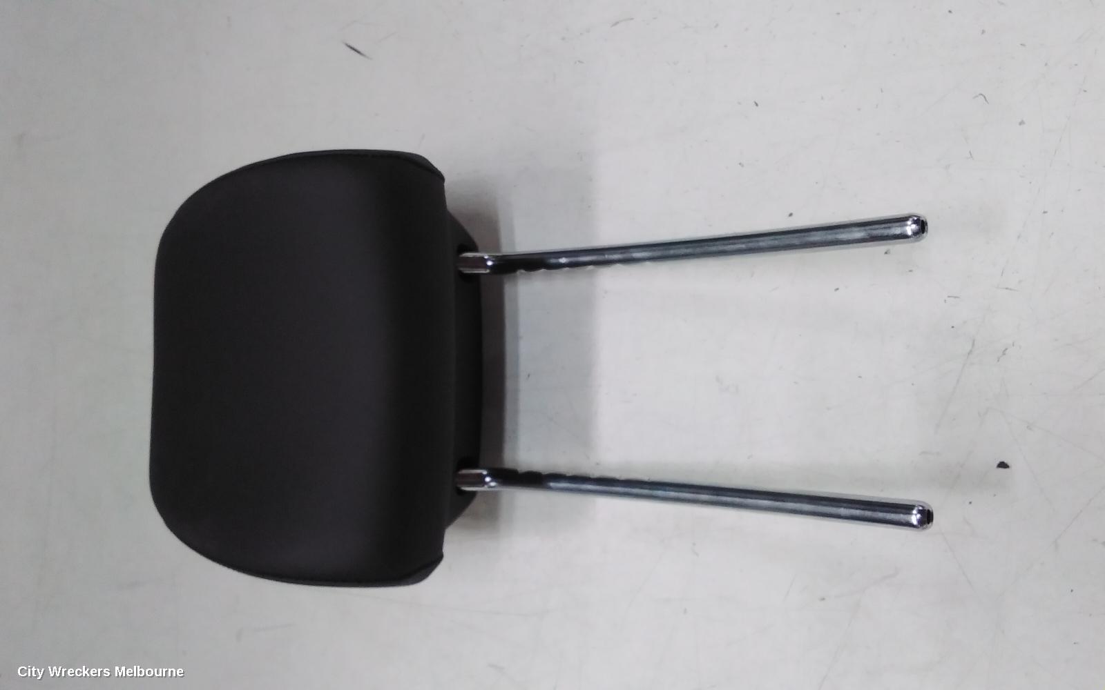 HYUNDAI SANTA FE HEADREST, MX5, RH FRONT, LEATHER, NAPPA, 11/2023 ONWARDS