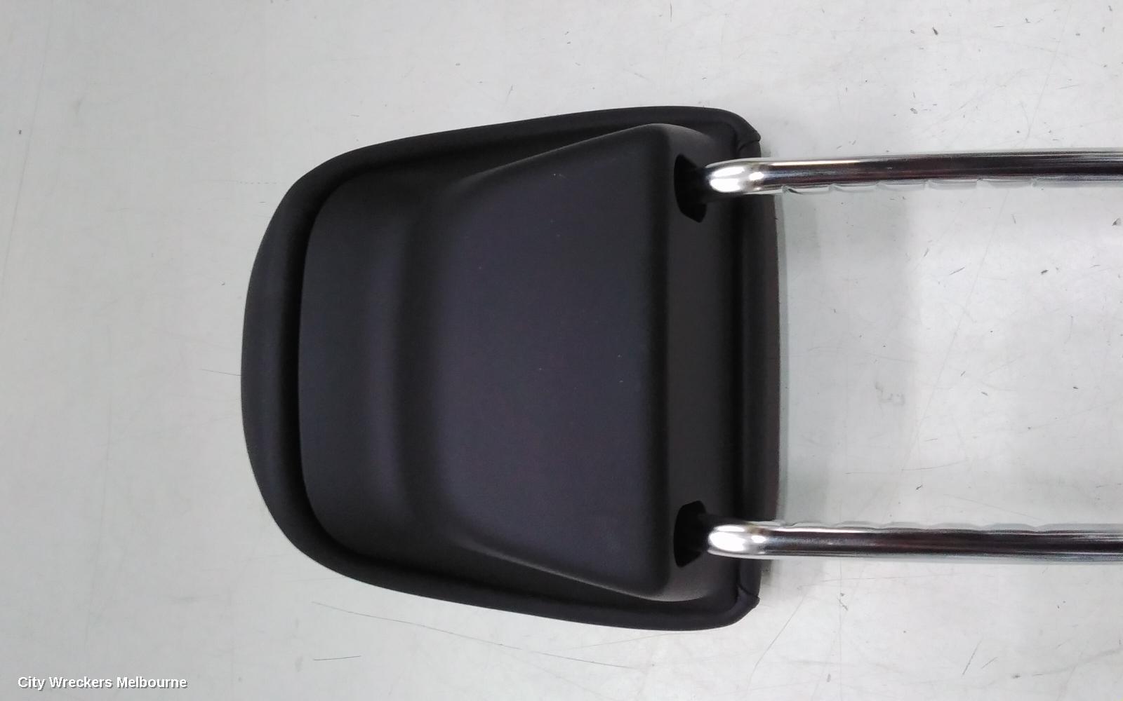HYUNDAI SANTA FE HEADREST, MX5, RH FRONT, LEATHER, NAPPA, 11/2023 ONWARDS