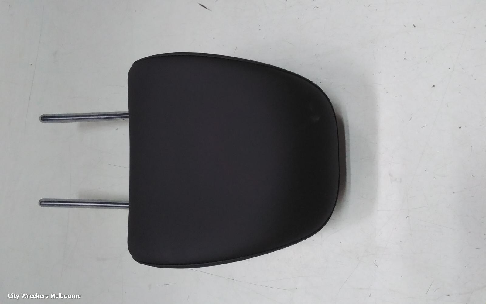 HYUNDAI SANTA FE HEADREST, MX5, RH FRONT, LEATHER, NAPPA, 11/2023 ONWARDS