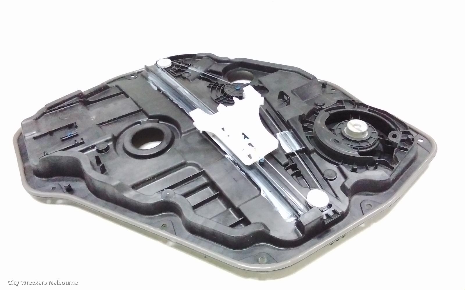 HYUNDAI SANTA FE RIGHT REAR WND REG/MOTOR, MX5, DOOR REG ASSY (REG AND MOTOR), 11/2023 ONWARDS