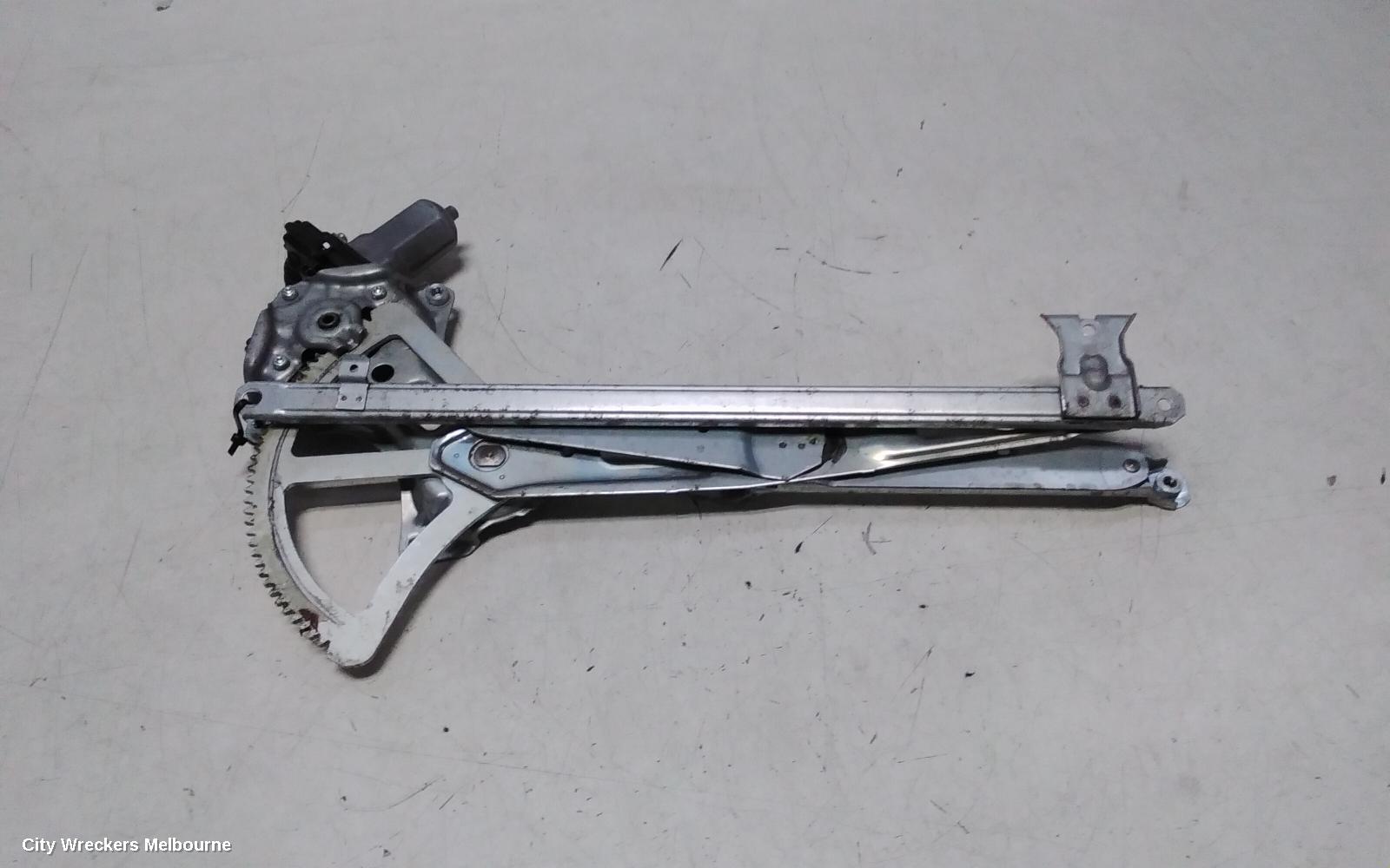 TOYOTA HIACE LEFT FRONT WINDOW REG/MOTOR, DOOR REG AND MOTOR ASSY, TRH/KDH, 01/2005 - 04/2019