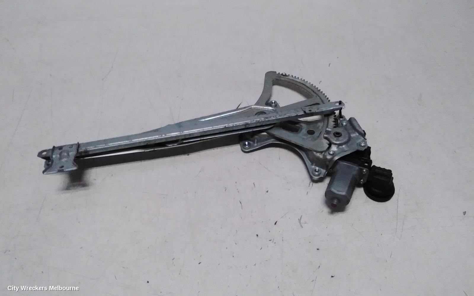 TOYOTA HIACE LEFT FRONT WINDOW REG/MOTOR, DOOR REG AND MOTOR ASSY, TRH/KDH, 01/2005 - 04/2019