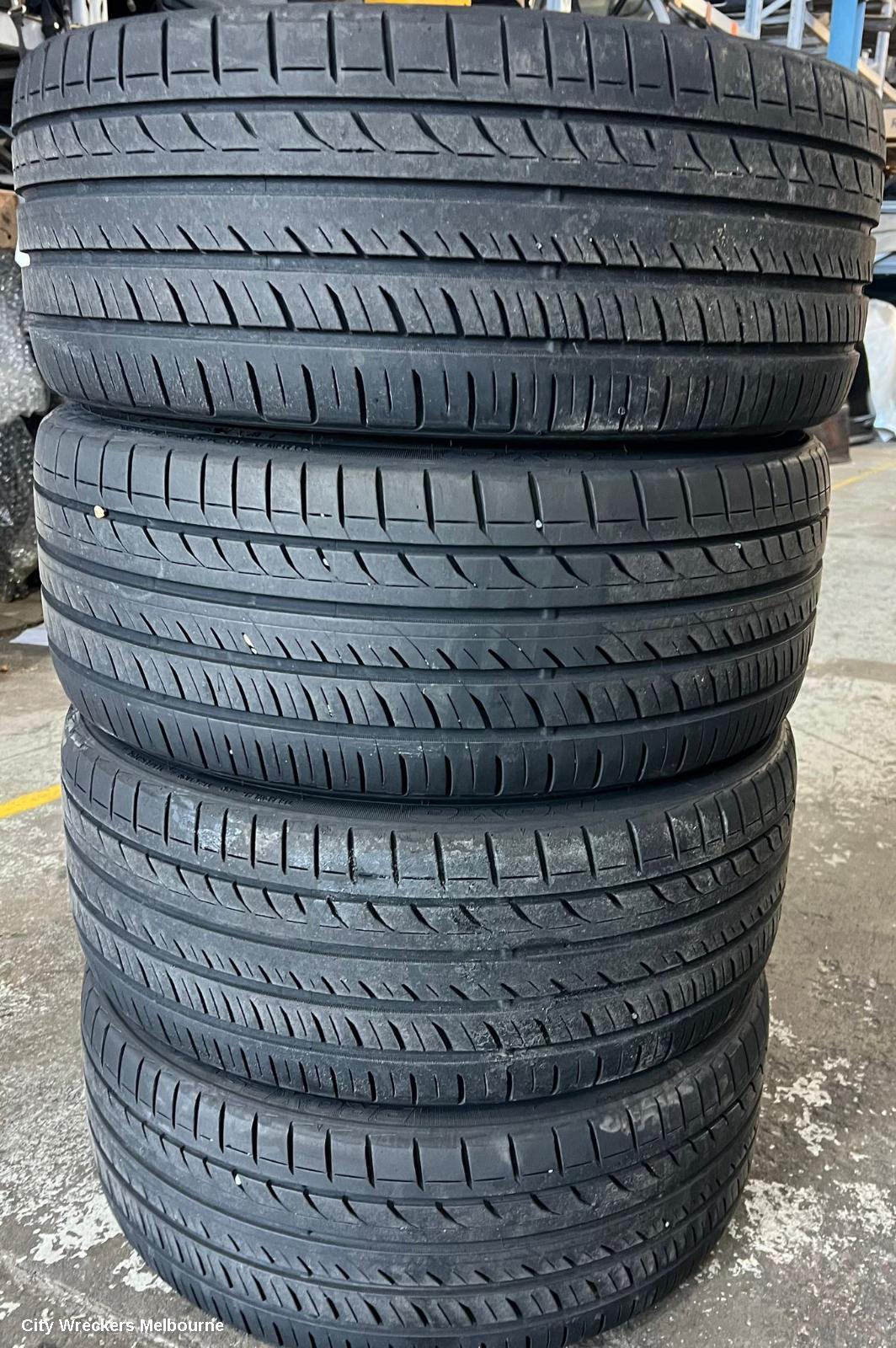 TOYOTA COROLLA WHEEL MAG, E210, FACTORY, 18X8IN, 5 V SPOKE, BI-COLOUR, BLACK/SILVER, 07/2018 ONWARDS