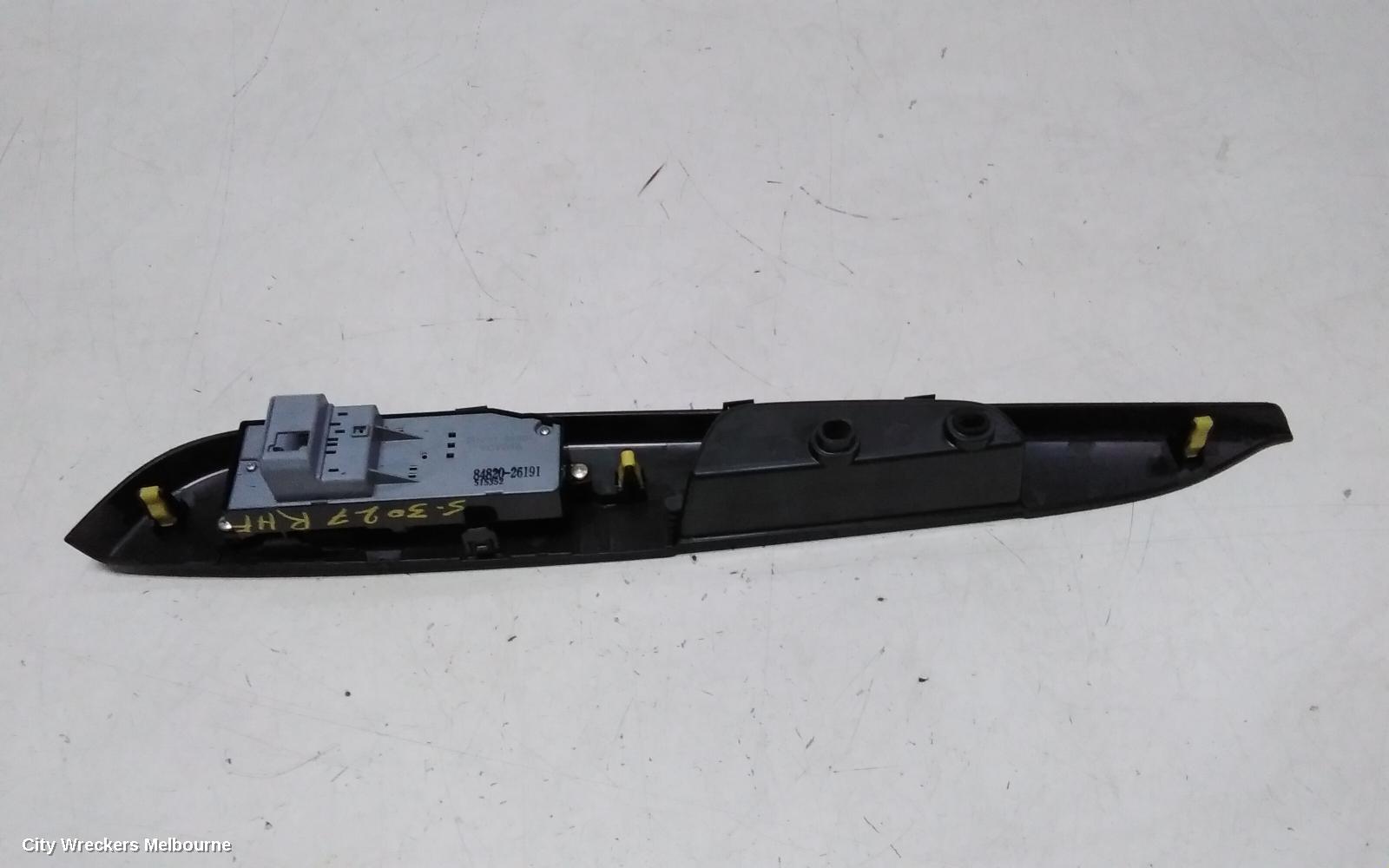 TOYOTA HIACE PWR DR WIND SWITCH, RH FRONT (MASTER SWITCH), TRH/KDH, 01/2005 - 02/2014