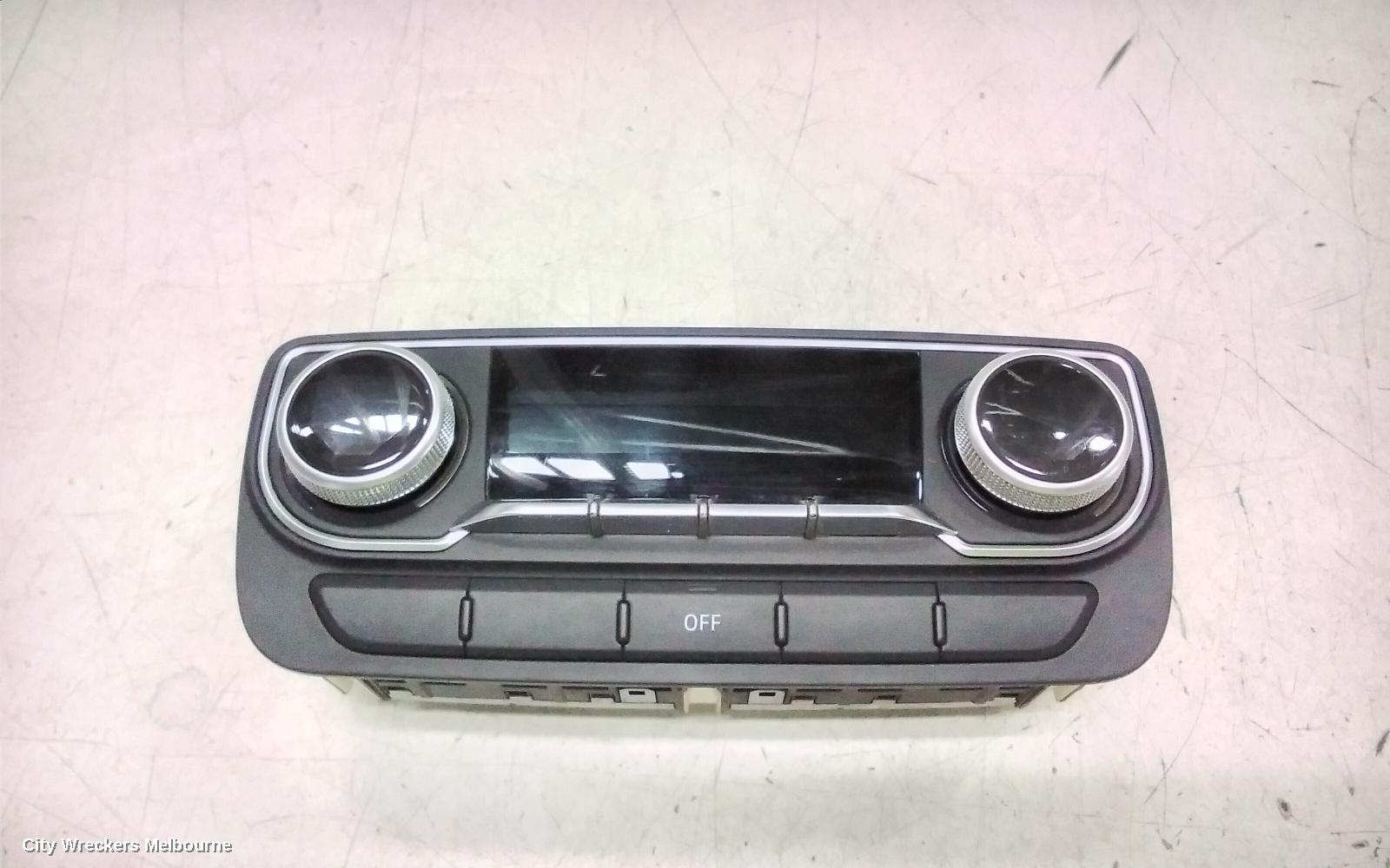 AUDI Q7 HEATER/AC CONTROLS, REAR, DIGITAL, 4M, 09/2015 - 03/2020