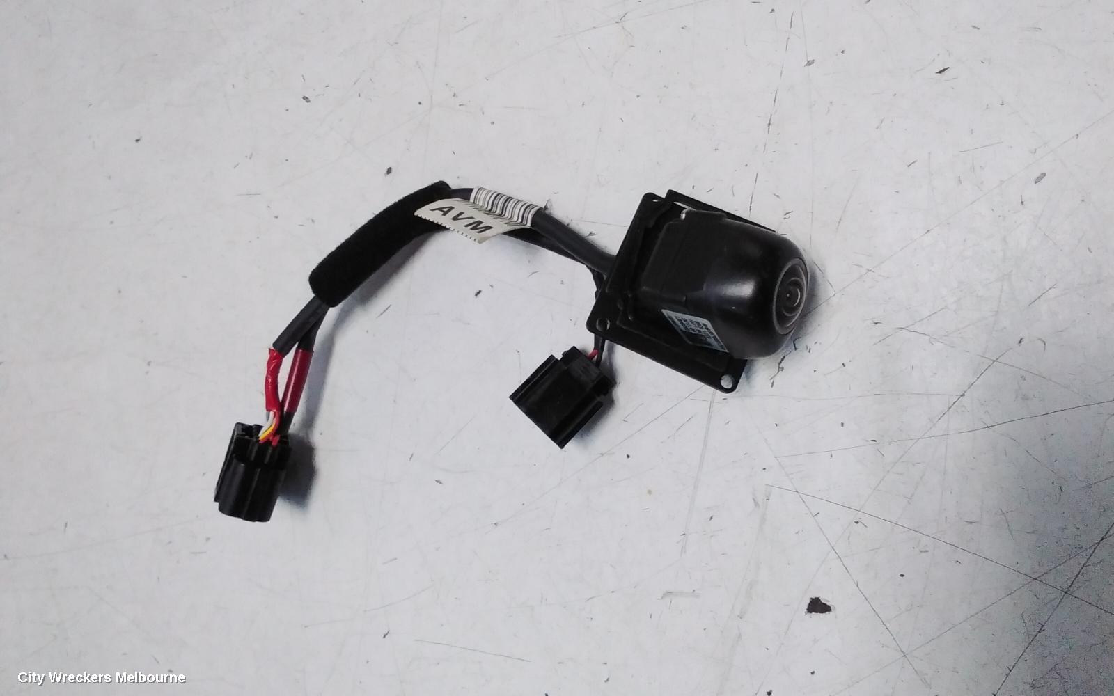 HYUNDAI GENESIS REVERSE CAMERA, DH, REVERSE CAMERA, 11/2014 - 01/2018