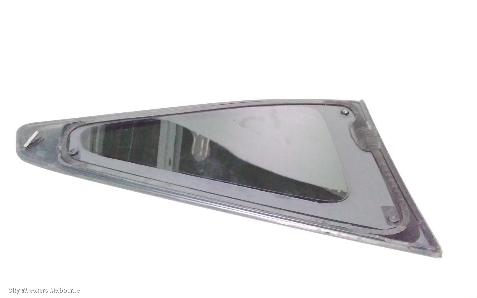 MITSUBISHI PAJERO RIGHT REAR SIDE GLASS, PRIVACY GLASS TYPE, QE, PAJERO SPORT, 10/2015 ONWARDS