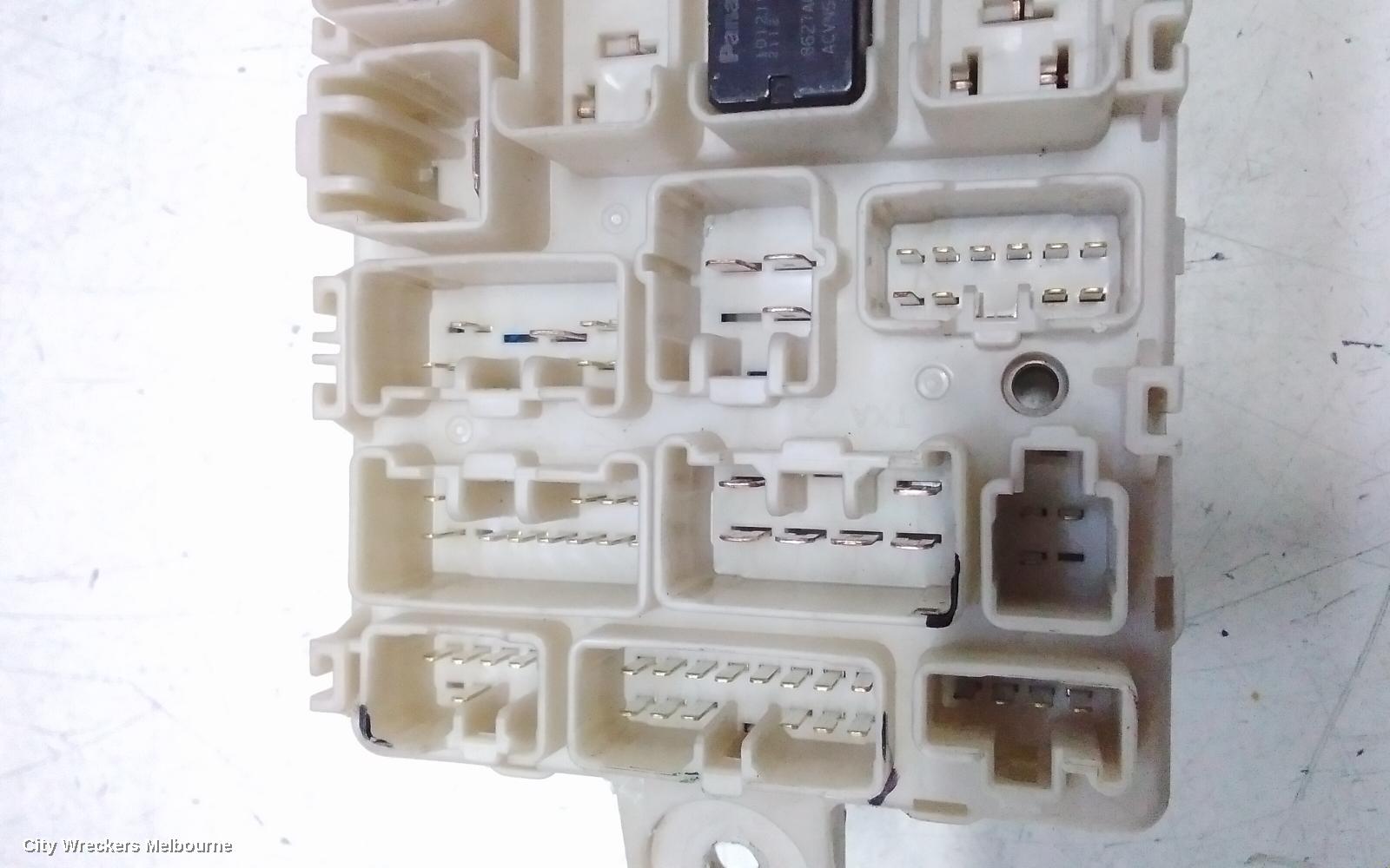 MITSUBISHI PAJERO FUSE BOX, UNDER DASH, QE-QF, PAJERO SPORT, 10/2015 ONWARDS