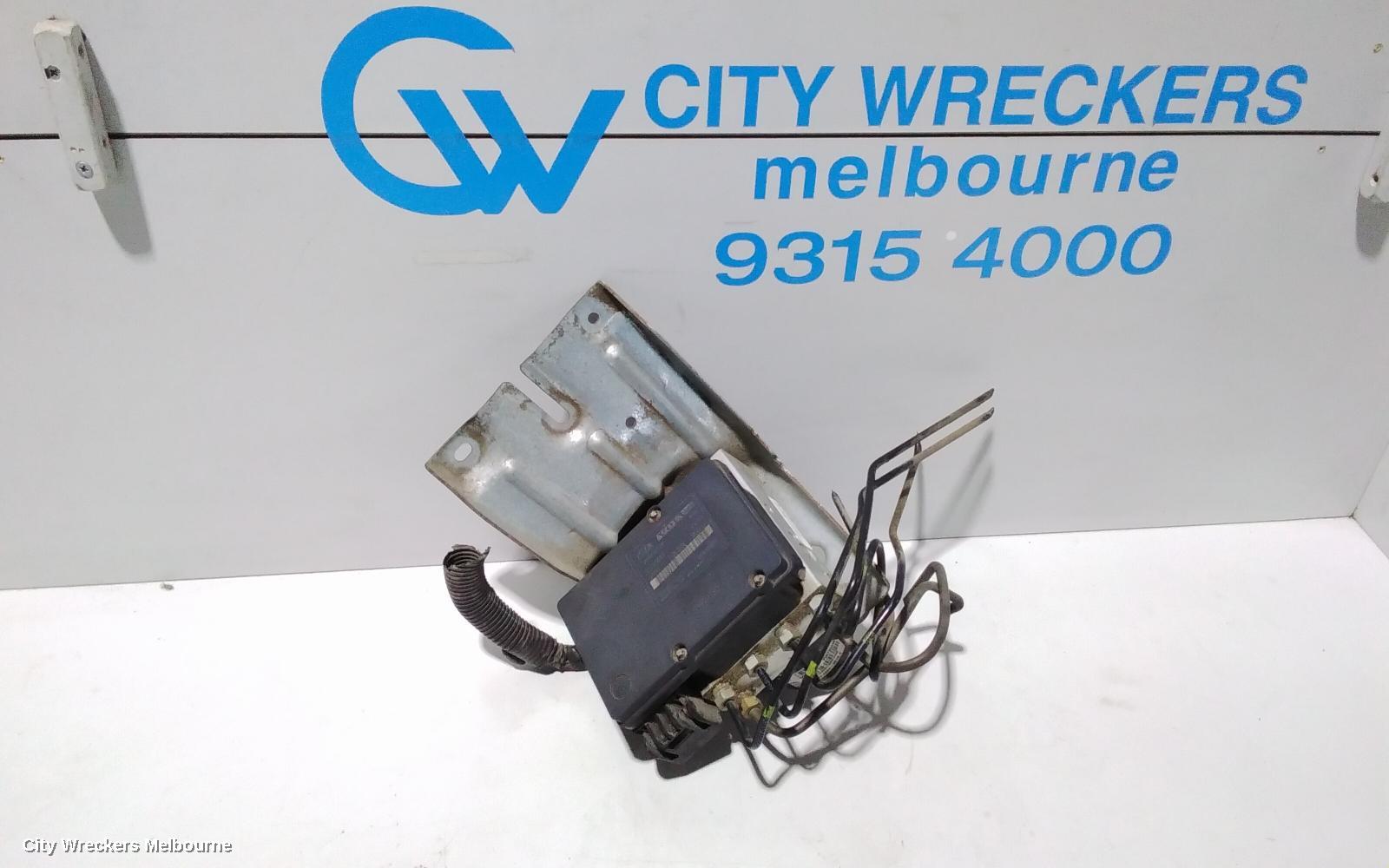 VOLVO XC90 ABS PUMP/MODULATOR, P/N P30793444, 07/2003 - 12/2014