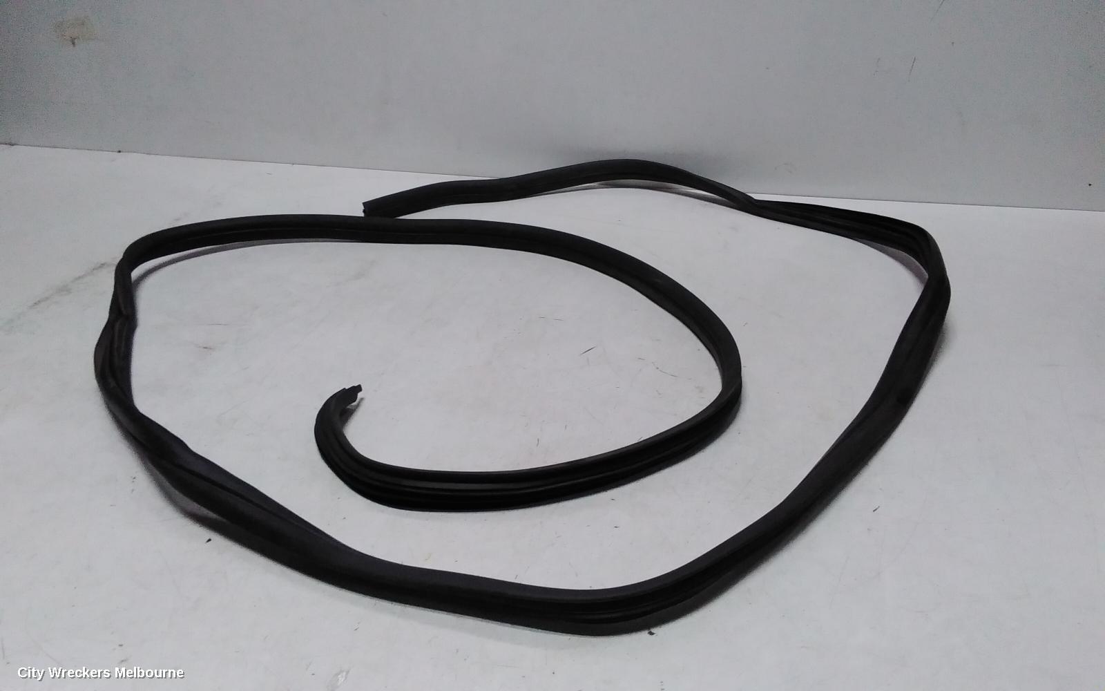 RENAULT TRAFIC SEAL, : 135347, RH SLIDING DOOR RUBBER SEAL, X82, 01/2015 ONWARDS
