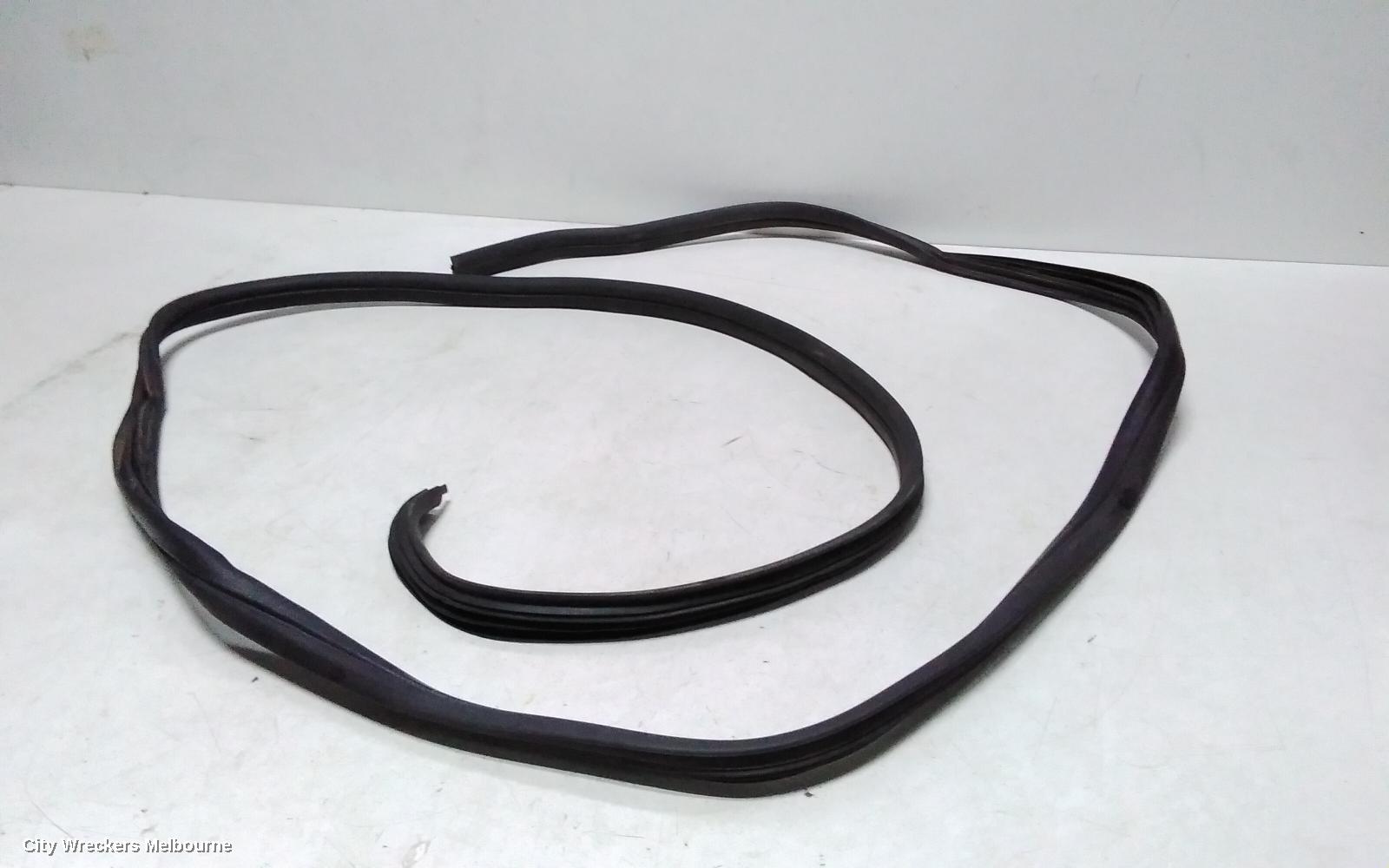 RENAULT TRAFIC SEAL, : 135347, RH SLIDING DOOR RUBBER SEAL, X82, 01/2015 ONWARDS