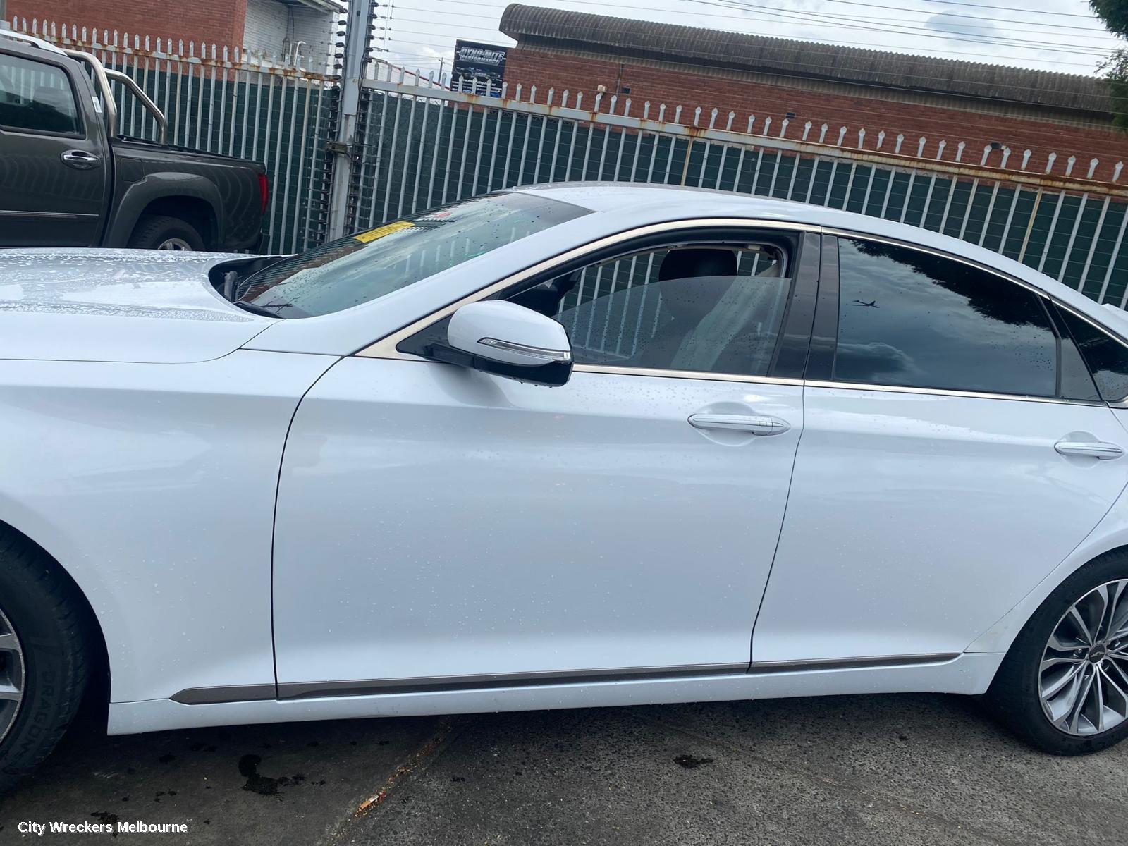 HYUNDAI GENESIS OVERFLOW BOTTLE, DH, 11/2014 - 01/2018