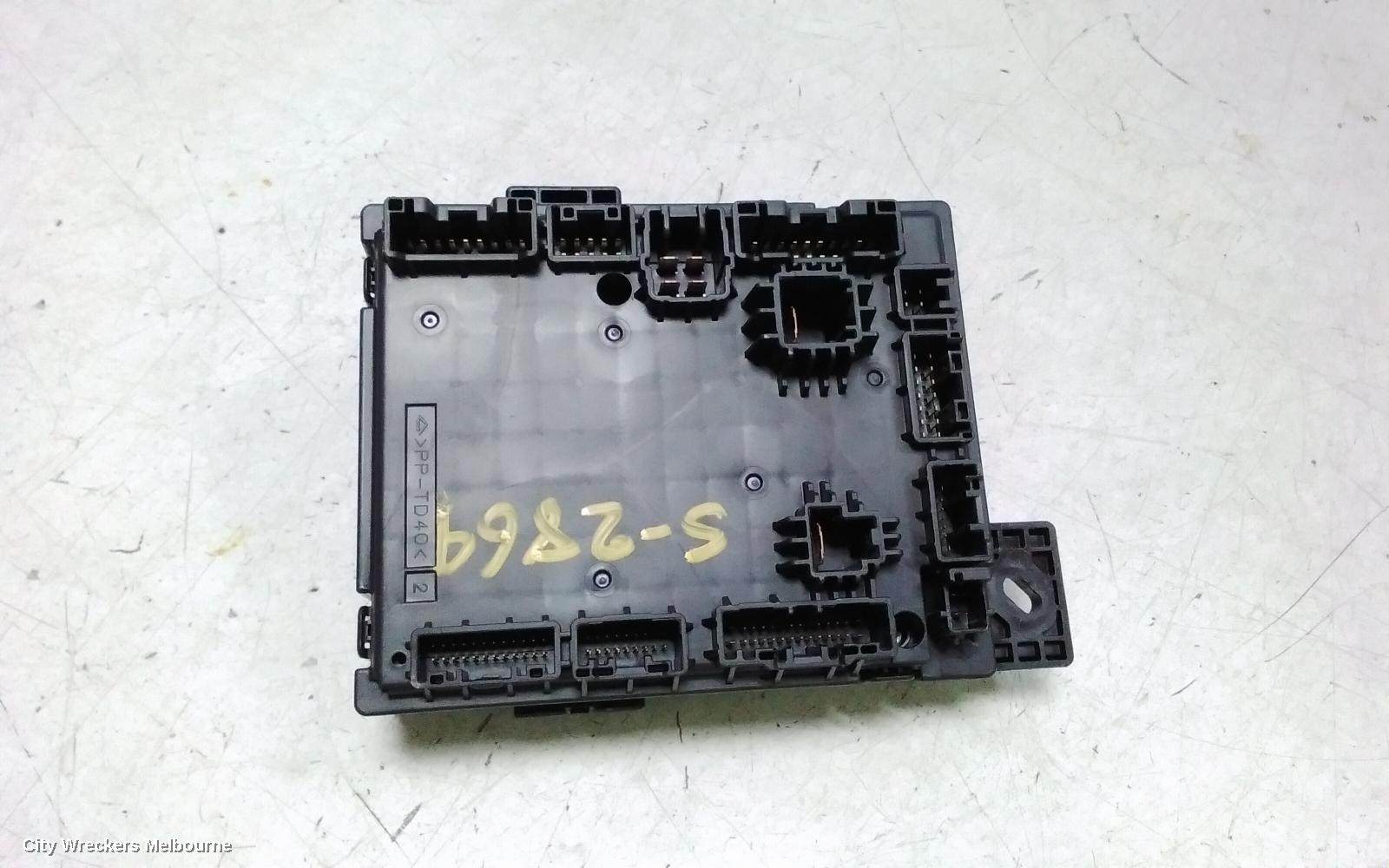 ISUZU DMAX FUSE BOX, UNDER DASH, RG, 07/2020 ONWARDS