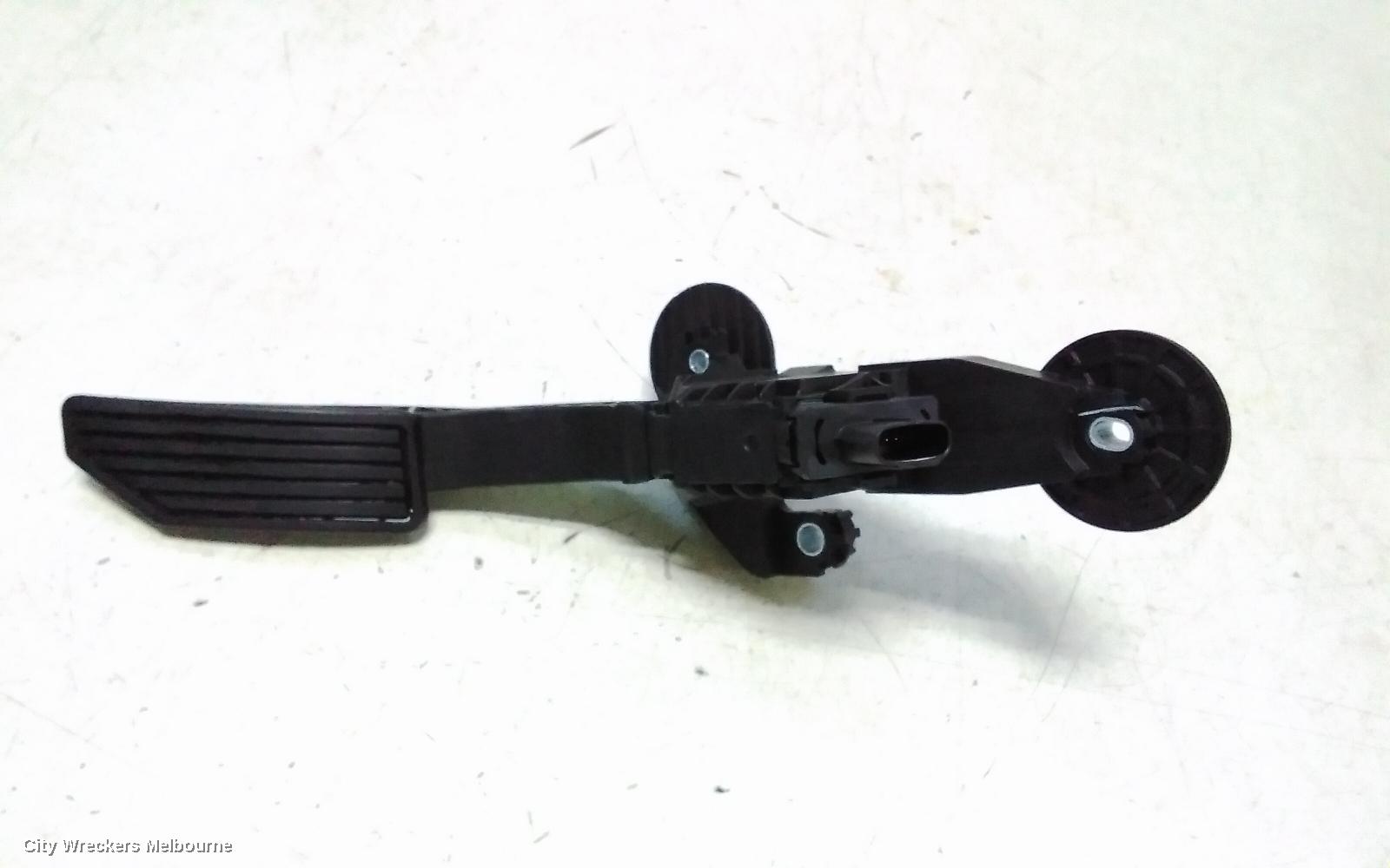 ISUZU DMAX PEDAL ASSEMBLY, RG, ACCELERATOR PEDAL, 07/2020 ONWARDS
