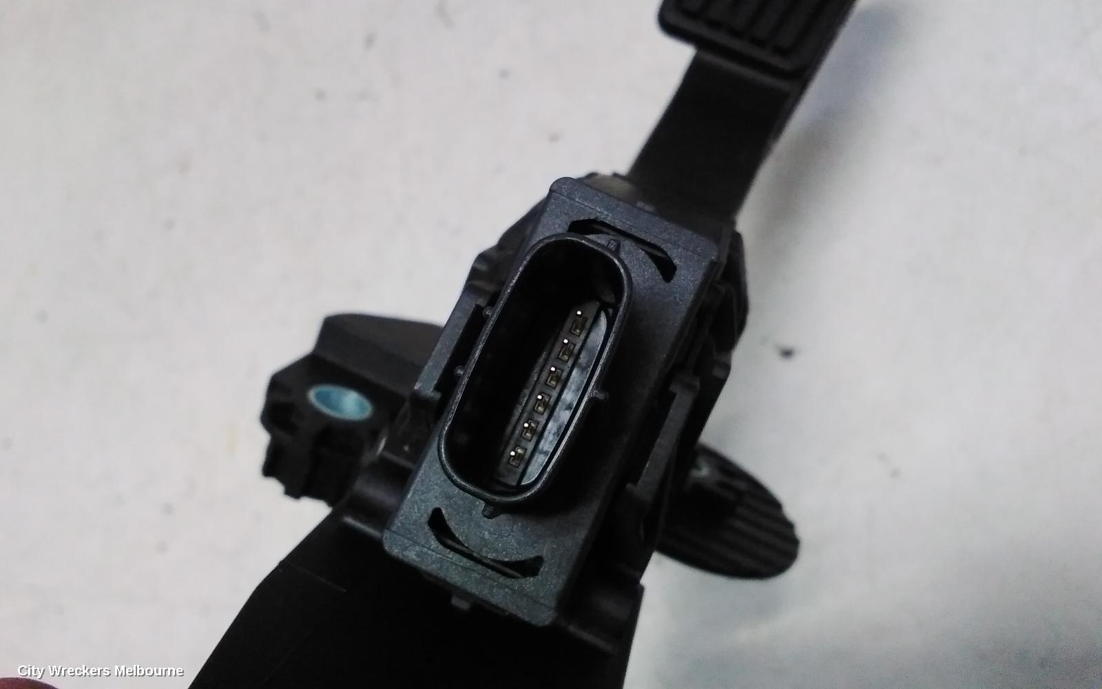 ISUZU DMAX PEDAL ASSEMBLY, RG, ACCELERATOR PEDAL, 07/2020 ONWARDS