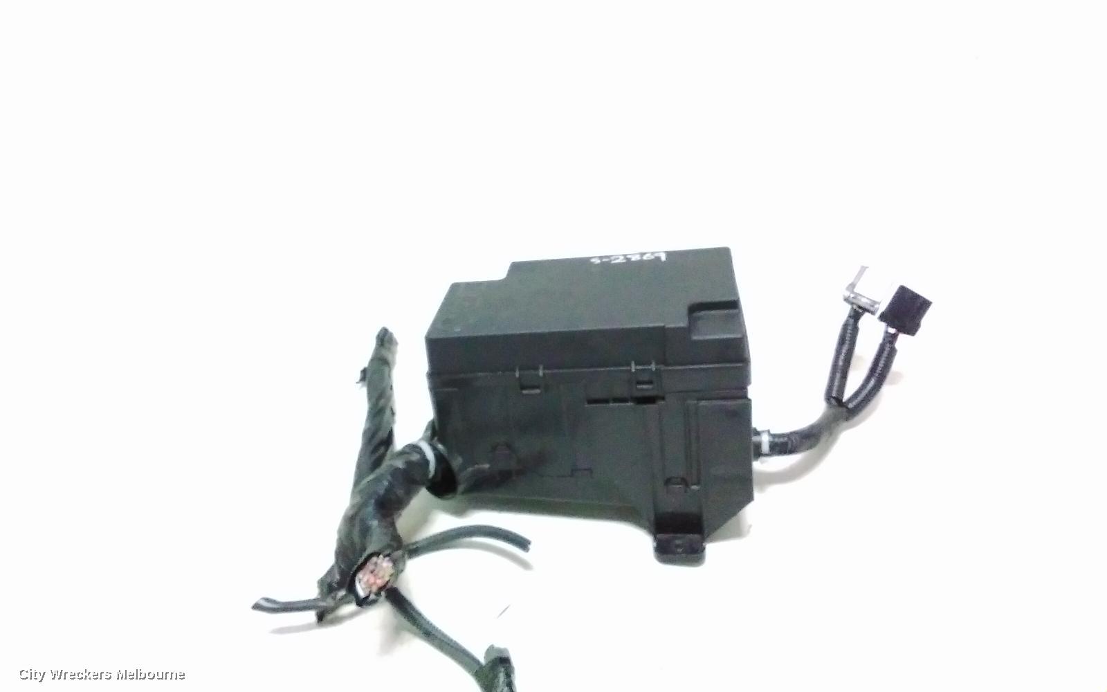 ISUZU DMAX FUSE BOX, ENGINE BAY, RG, 07/2020 ONWARDS