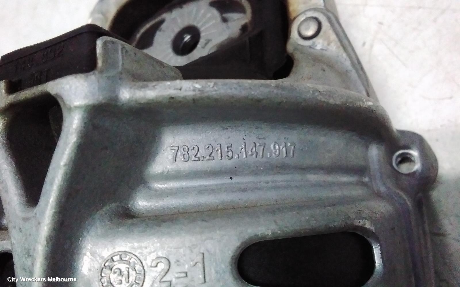AUDI Q5 MOUNT