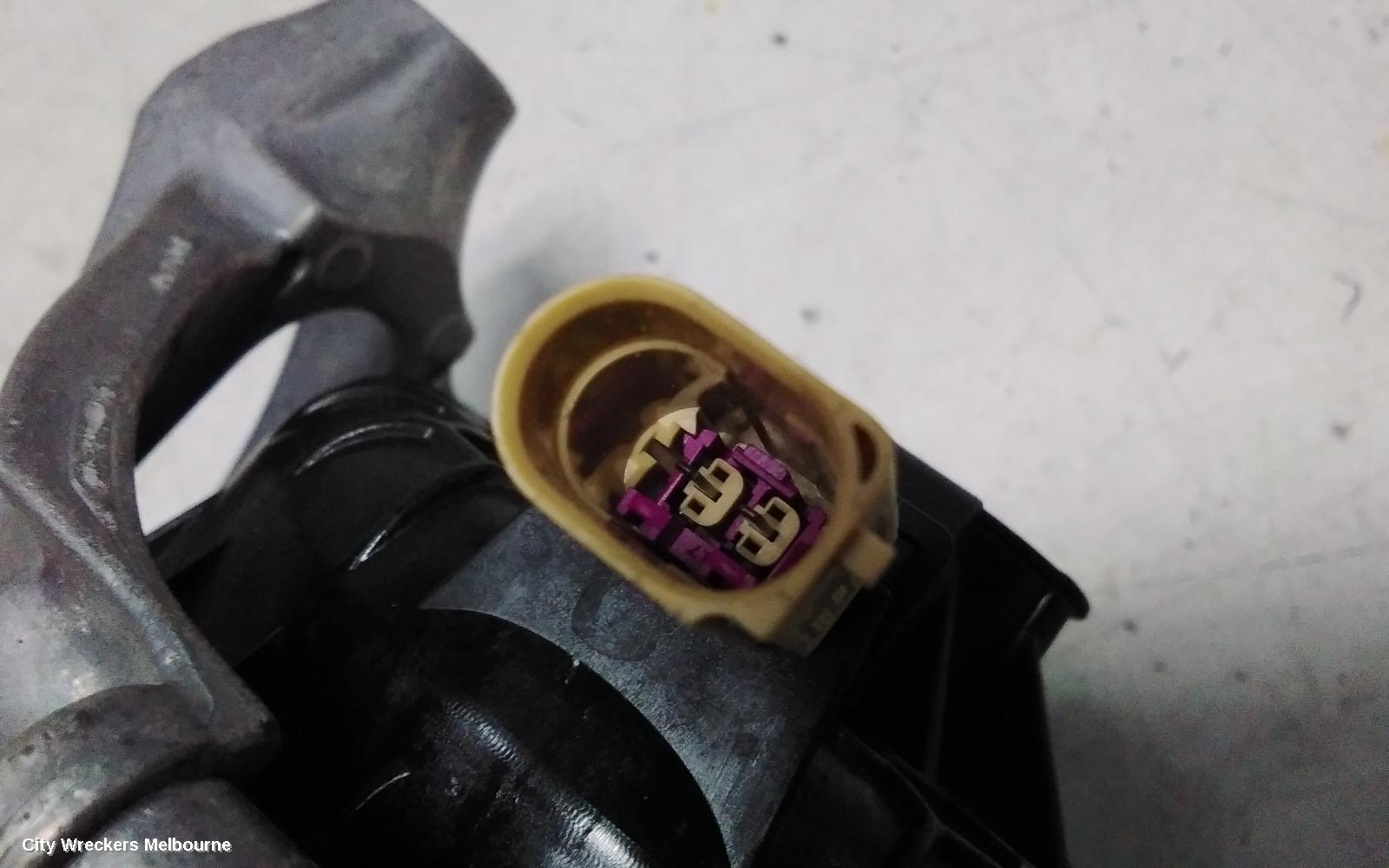 AUDI Q5 MOUNT