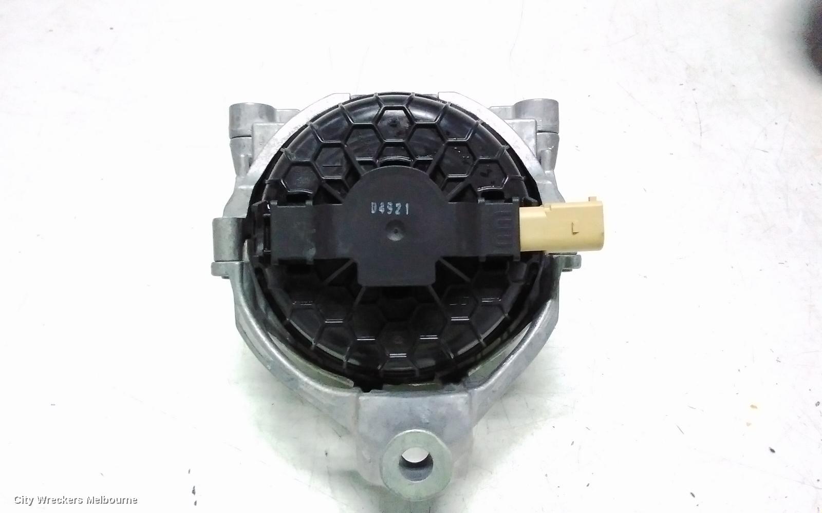 AUDI Q5 MOUNT