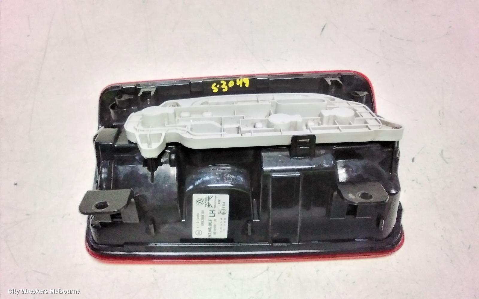 VOLKSWAGEN CADDY LEFT TAILLIGHT, 2KN, BARN DOOR TYPE, 07/2015 - 02/2021