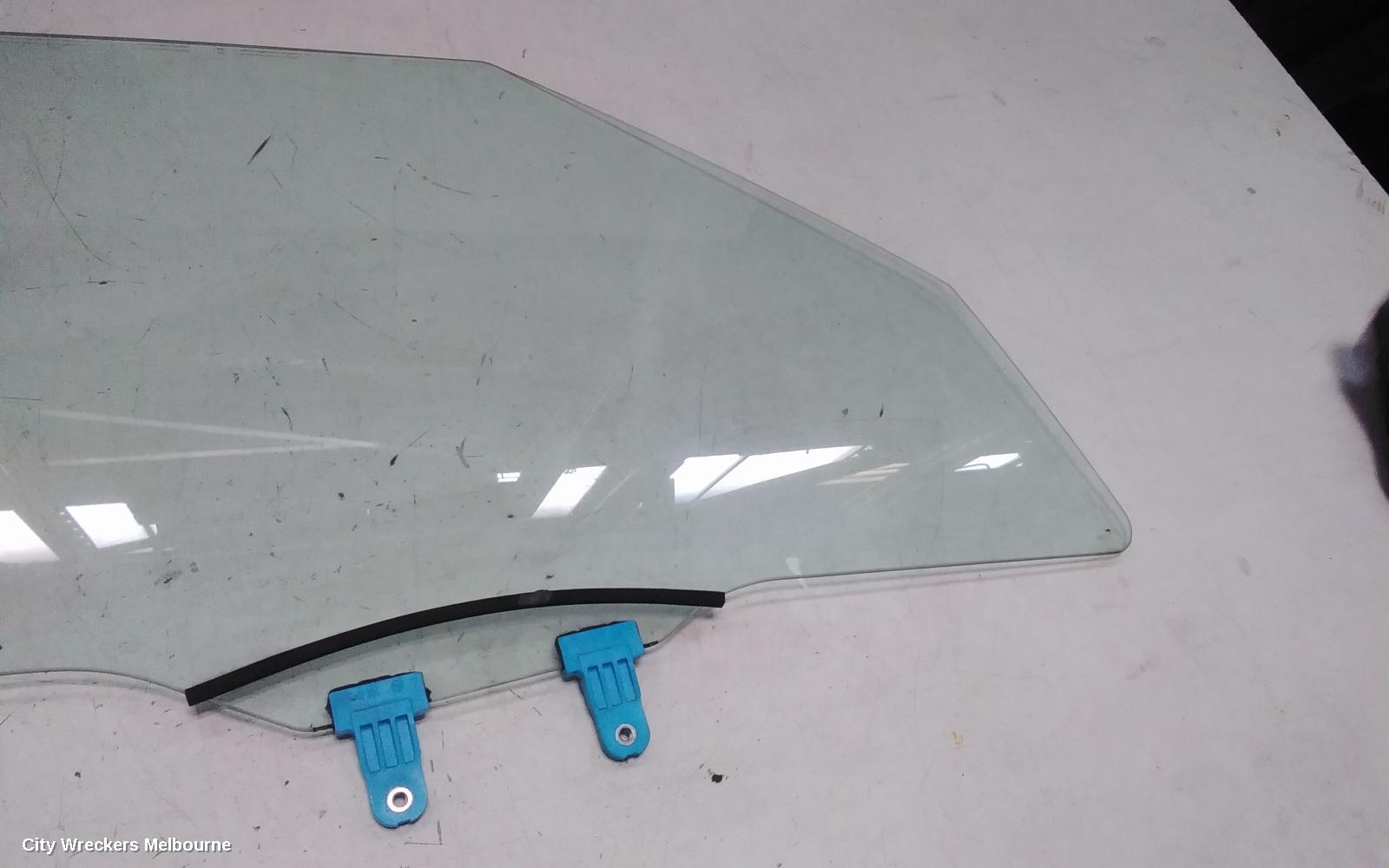 SUZUKI SWIFT RIGHT FRONT DOOR WINDOW, AZ, 04/2017 - 03/2025