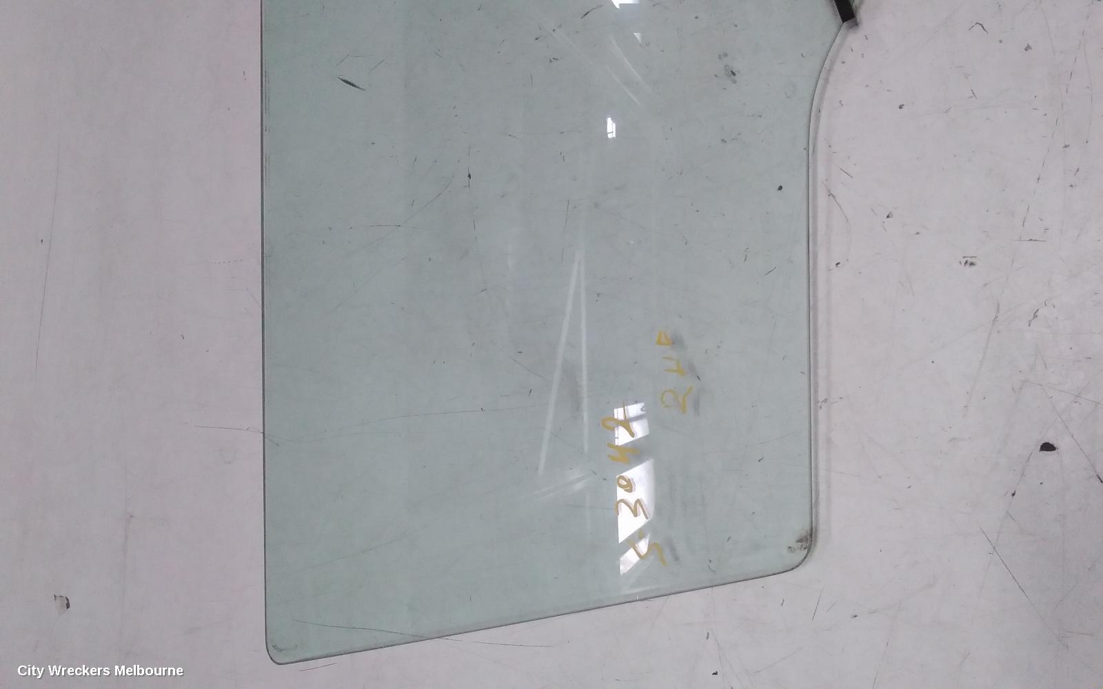 SUZUKI SWIFT RIGHT FRONT DOOR WINDOW, AZ, 04/2017 - 03/2025