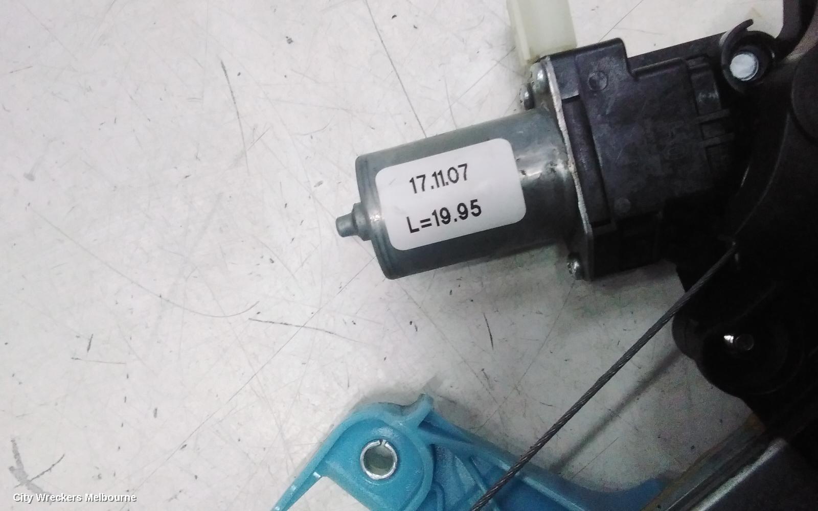 SUZUKI SWIFT RIGHT FRONT WINDOW REG/MOTOR, AZ, 04/2017 - 03/2025