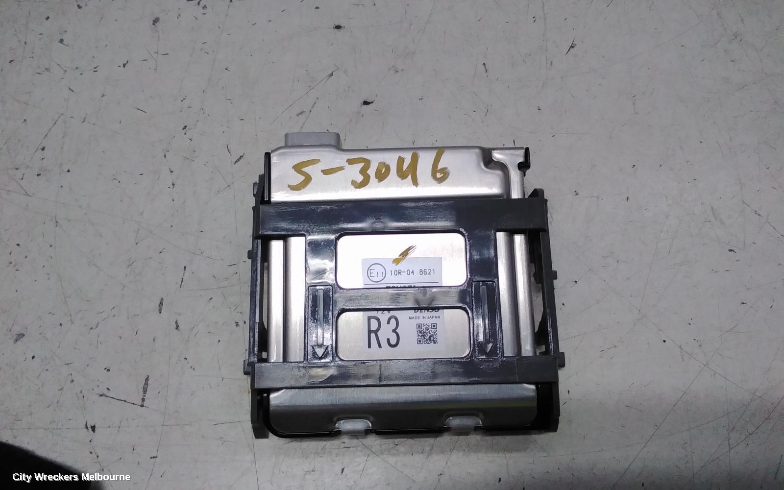 TOYOTA RAV4 REVERSE CAMERA, FRONT CAMERA (WINDSCREEN MOUNTED), XA40, 12/2015 - 12/2018