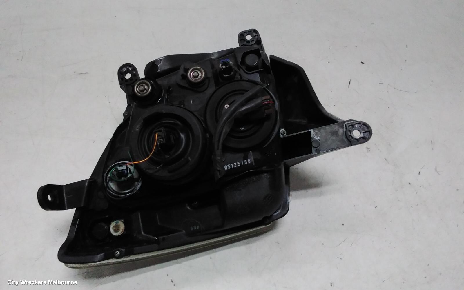 ISUZU DMAX LEFT HEADLAMP, PROJECTOR TYPE, RA, 10/2008 - 05/2012