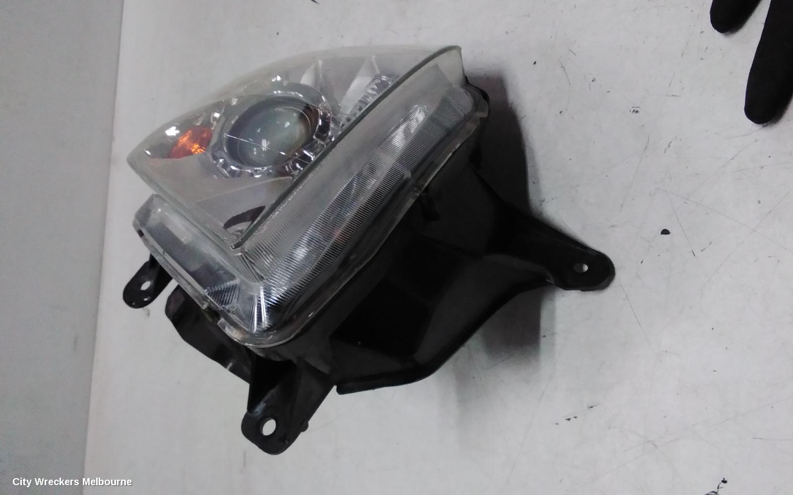 ISUZU DMAX LEFT HEADLAMP, PROJECTOR TYPE, RA, 10/2008 - 05/2012